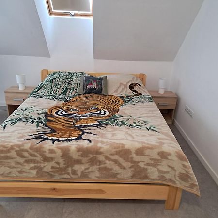 Atkacs Home Győr Eksteriør billede