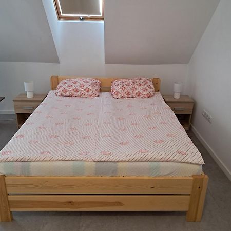 Atkacs Home Győr Eksteriør billede