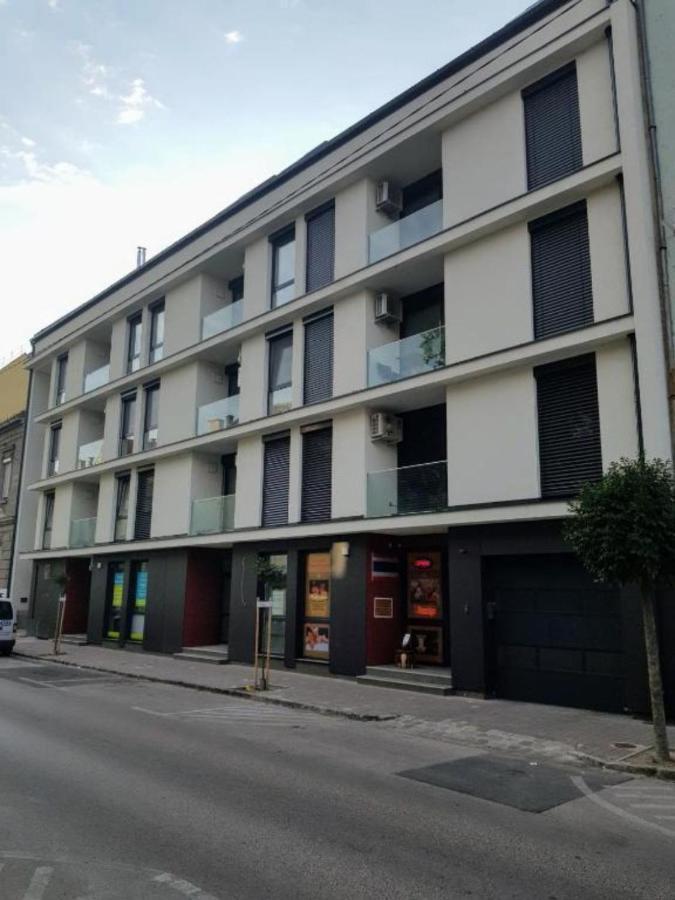 Atkacs Home Győr Eksteriør billede